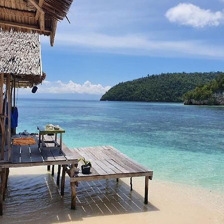 Nus Homestay Raja Ampat Kri Ngoại thất bức ảnh